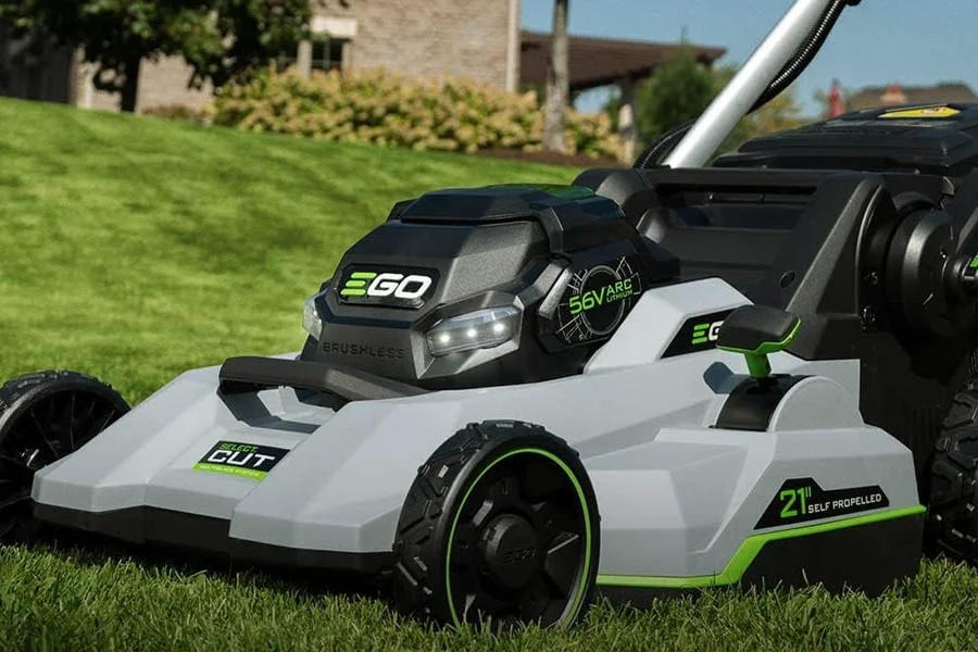 electric start lawn mowers self propelled